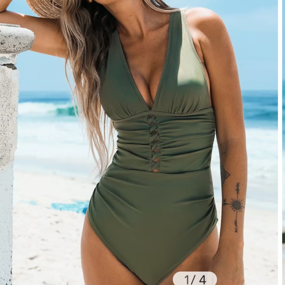 NWT Cupshe Twisted Shirred Tie Back One Piece Swimsuit